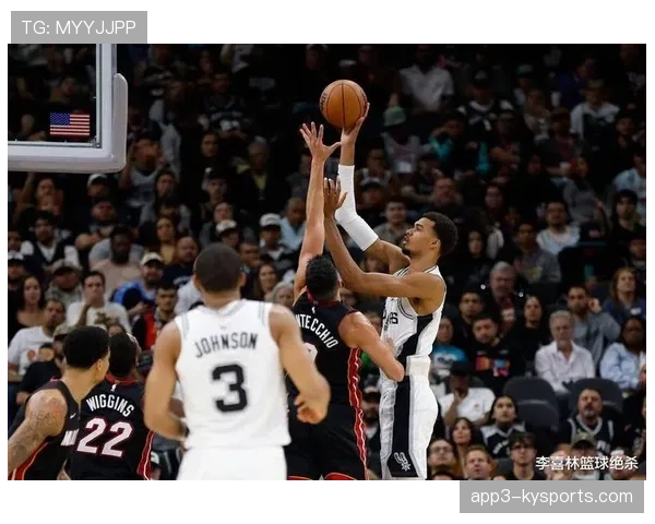 米奇双塔决胜时刻：马刺文班亚马与科内特禁区覆盖